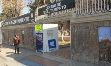 Incrementan solicitantes en Centro de Reclutamiento en Saltillo