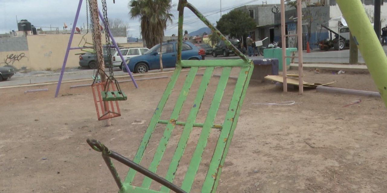 Piden reparación de plaza pública en la Saltillo 2000