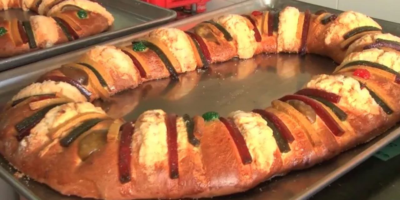 Comienzan con elaboración de roscas en Saltillo