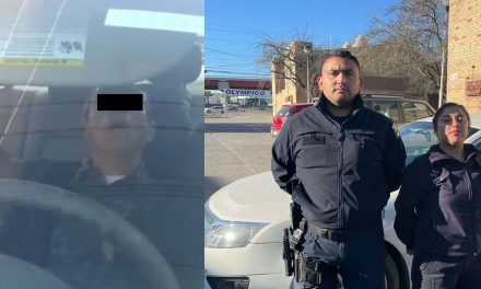 Salvan policías de Saltillo a conductor; rompen cristal y le brindan primeros auxilios ante infarto