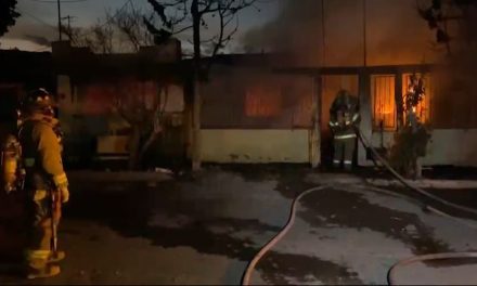 Le prende fuego a su propia casa en la colonia Santa Cristina de Saltillo