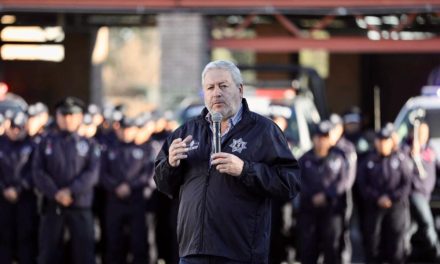 Anuncia Chema aumento salarial a policías en Saltillo