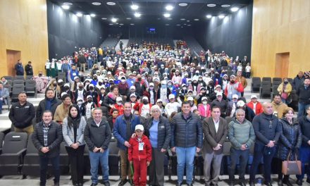 DIF Acuña lleva conferencias a jóvenes