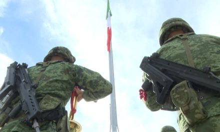 Celebran el Día de la Bandera; realizan ceremonia solemne en Ramos Arizpe