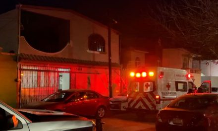 Sale joven de 22 años por la puerta falsa en la colonia Bonanza de Saltillo