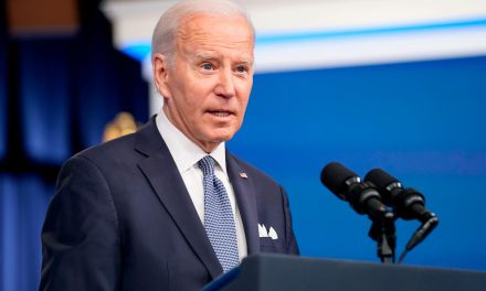 ‘Hermano cayo la ley’; FBI registra la casa de Joe Biden en Delaware