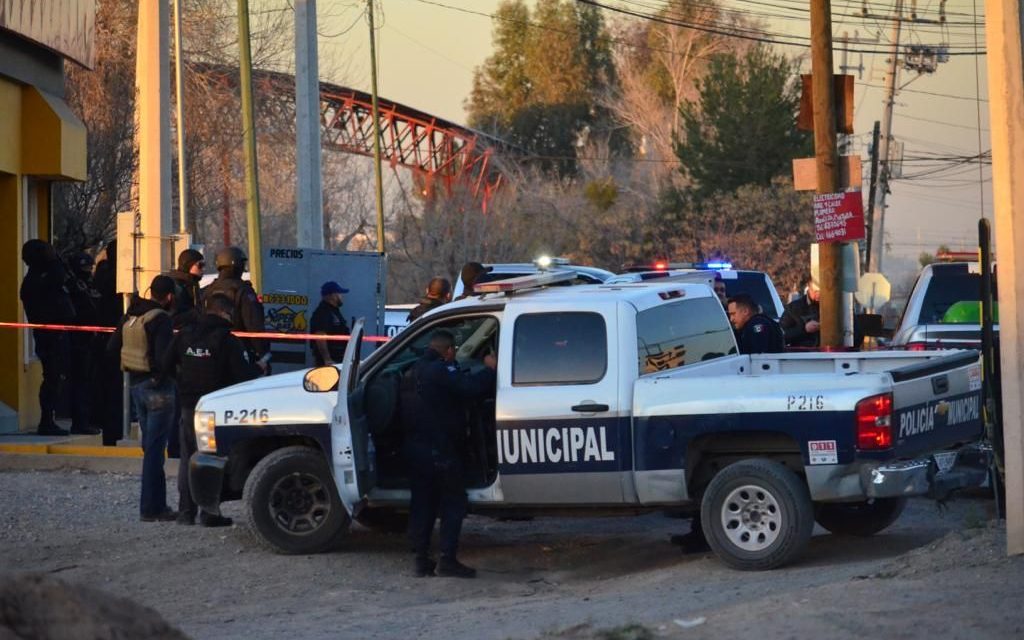 Ebrio atropella a dos estudiantes y uno pierde la vida en Ciudad Juárez