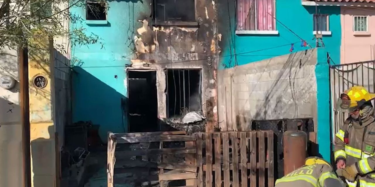 Incendio consumió casa habitación en la colonia Mirasierra