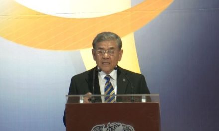 Presenta segundo informe rector de la UAdeC: destaca apoyo del mandatario estatal