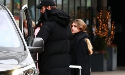 Dueño y fan de Shakira corre de restaurante a Piqué y Clara Chía