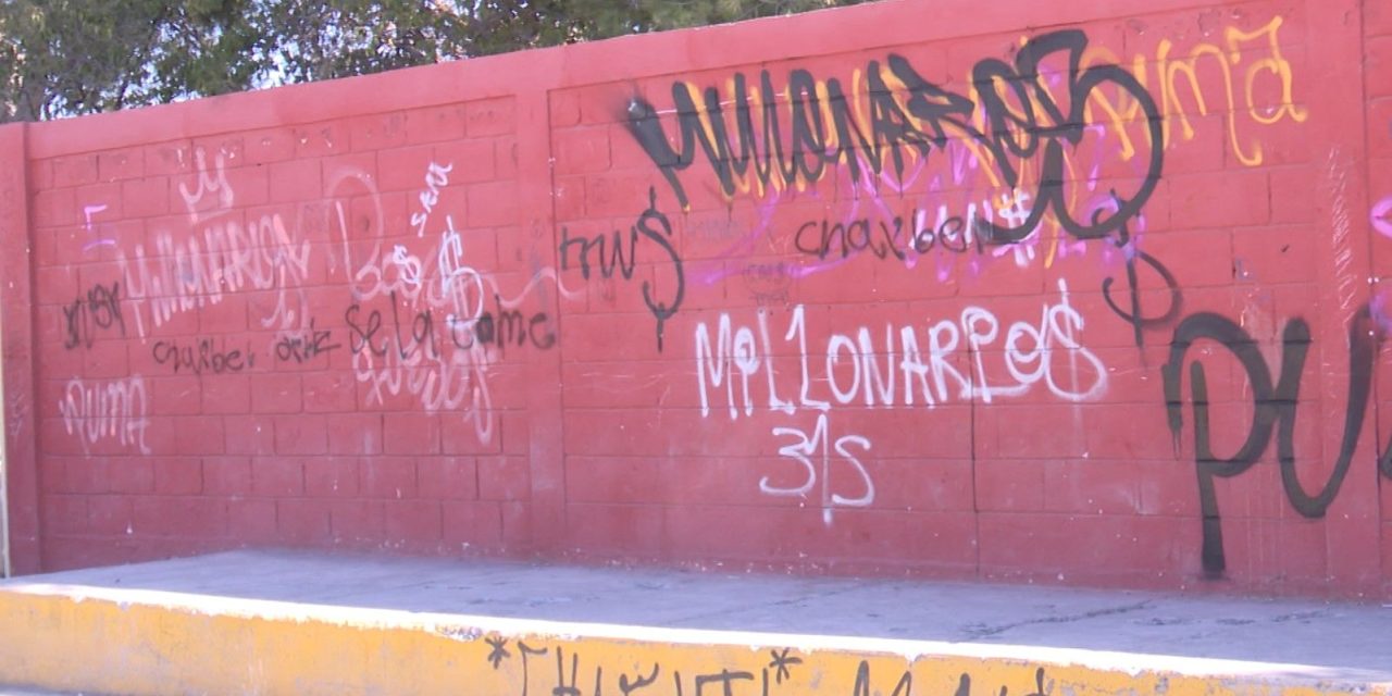 SEDU intervendrá en el caso de escuela rayoneada en Saltillo