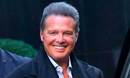 Salió el sol: Sorprende Luis Miguel con tweets; regala boletos para su concierto
