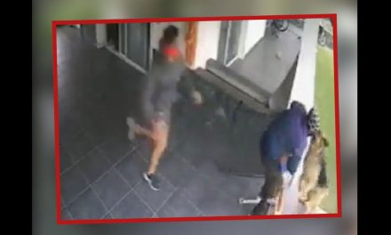 Padre evita que secuestren a su hijo, taclea a criminal