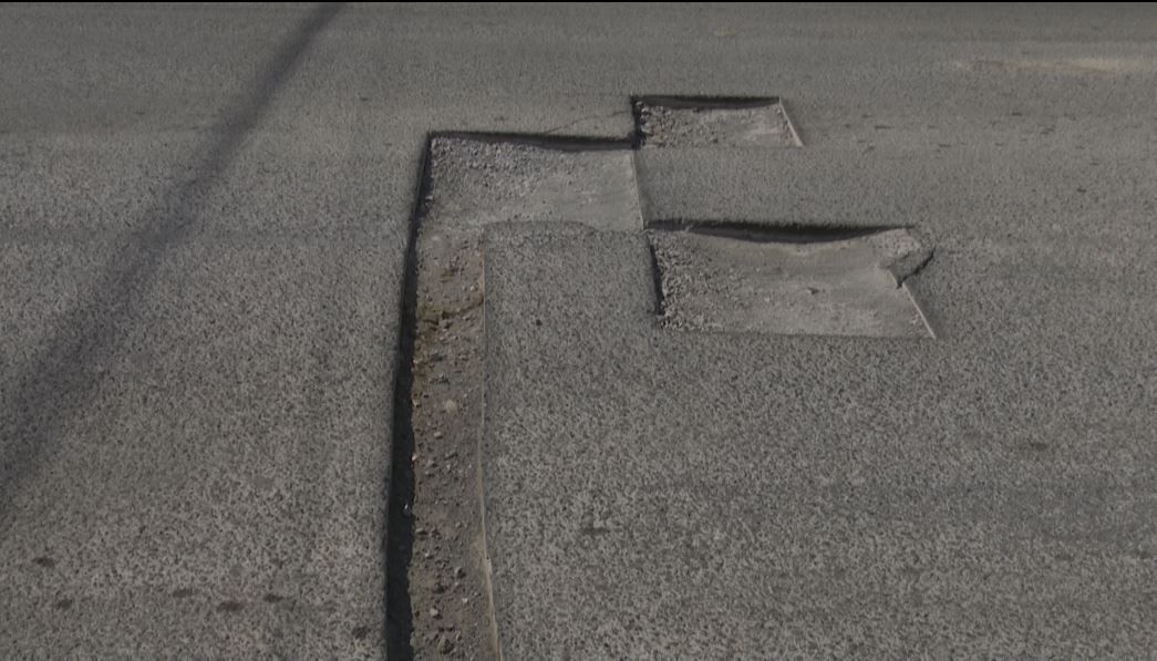Saltillo: Realizan toma de agua y no reparan calle en la colonia Morelos