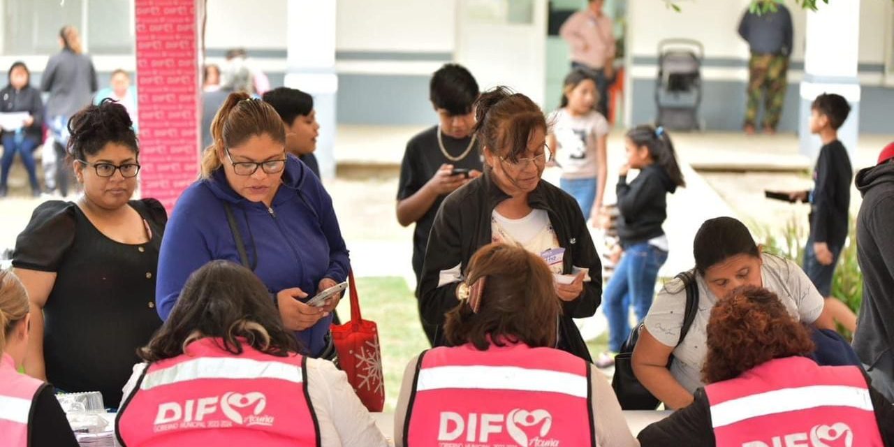 Aplica DIF mil acciones en la Feria de la Mujer de Acuña