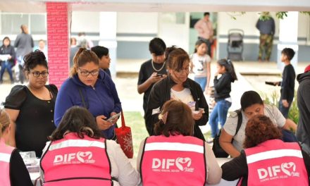 Aplica DIF mil acciones en la Feria de la Mujer de Acuña