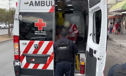 Lo apuñalan en dos ocasiones; se negó a pagar compañía de una mujer en bar de Saltillo