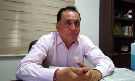 Aplaza AHMSA revisión de contrato colectivo