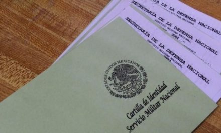 Facilitan a estudiantes de Torreón trámite de cartilla militar