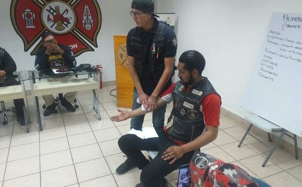 Motociclistas reciben curso de seguridad en Torreón