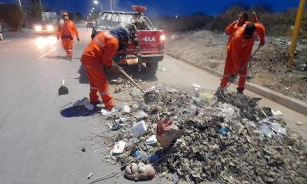 La Ola lleva a cabo labores de limpieza en Torreón