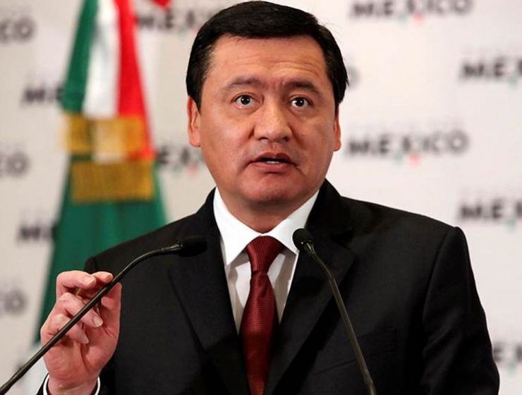 Osorio Chong deja la coordinación de la bancada del PRI en el Senado
