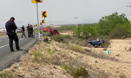 Un hombre sin vida y ocho más lesionadas en accidente sobre carretera a Monclova