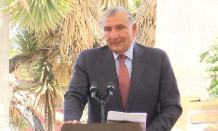 Secretario de Gobernación reconoce trabajo de Miguel Riquelme en Coahuila
