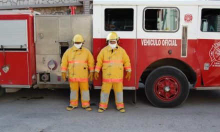 Apoyo continuo; Bomberos de Sabinas acuden a llamados de auxilio