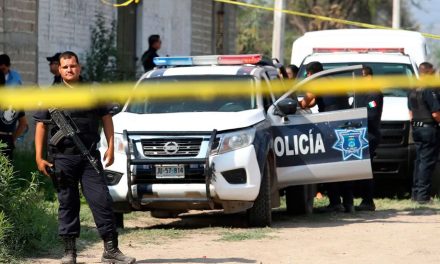 Feminicidas sepultan a mujer albañil en obra en la que trabajaba en el Edomex