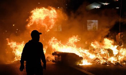 Sin tregua: décimo día de protestas en Francia por reforma de pensiones de Macron