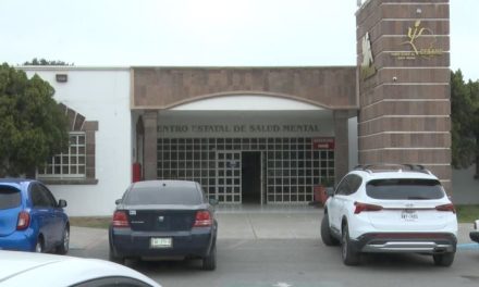 Denuncia a CESAME por maltrato: señala a enfermeros por golpearlo en Saltillo