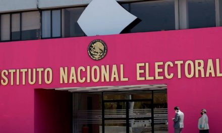 Renuncian a su cargo ocho directivos del INE tras inicio del Plan B de reforma