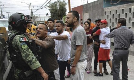 En nuevo Laredo, los soldados dispararon a cinco jóvenes sin orden superior