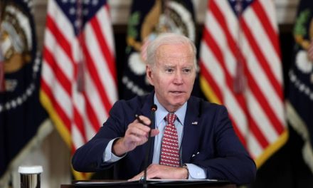 Biden pone fin a la emergencia sanitaria por covid-19 en EU