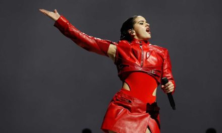 Rosalía dará concierto en el Zócalo de CDMX, confirma Claudia Sheinbaum
