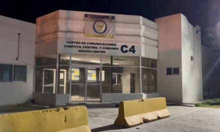 Cae bombero mataperros de Monclova