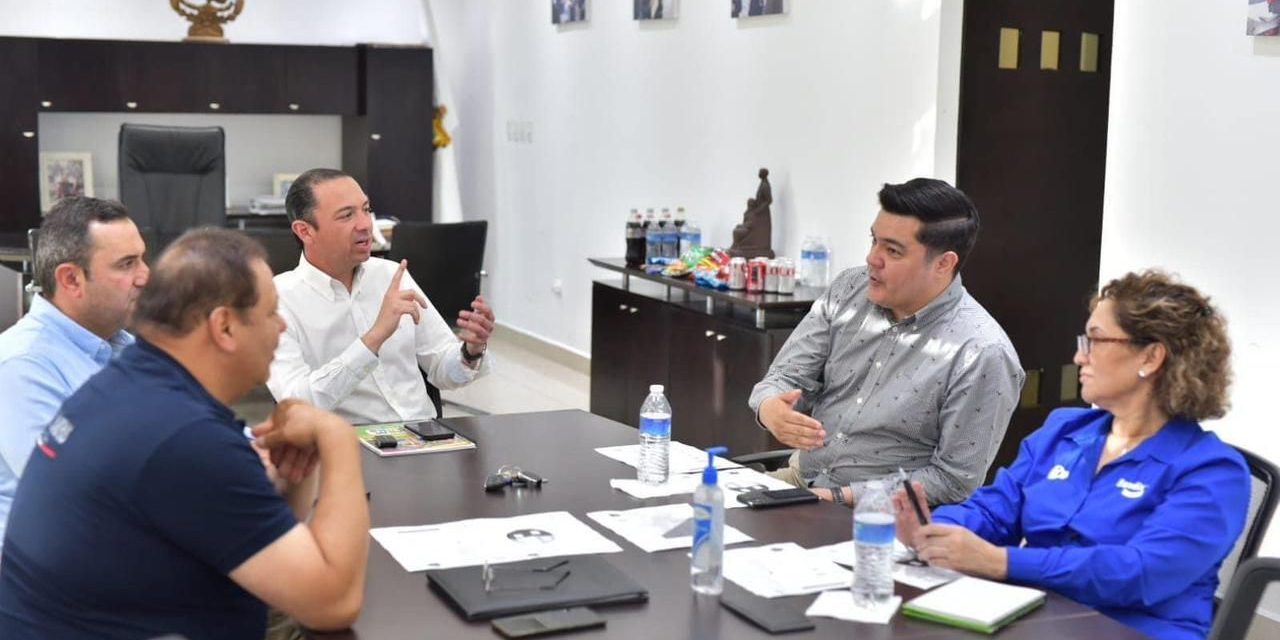 Analizan proyectos Ayuntamiento de Acuña y Canacintra