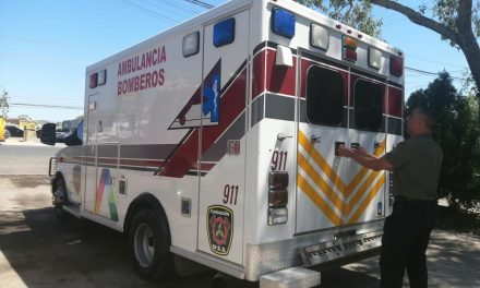 Capacitan a elementos de PC en Acuña