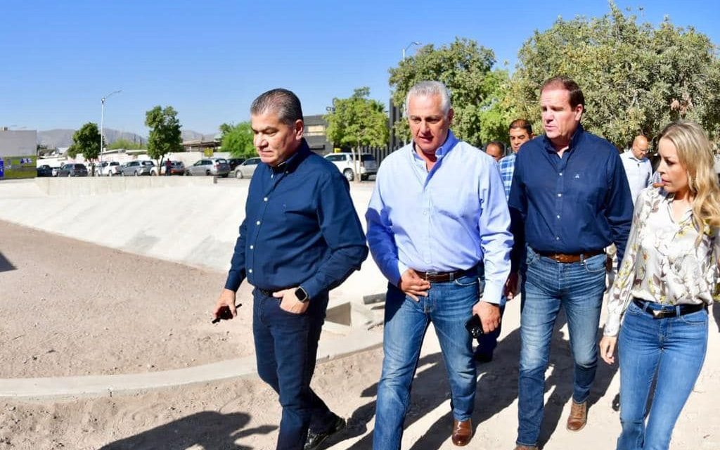 Riquelme y Román Cepeda supervisan skate park y pozo de absorción