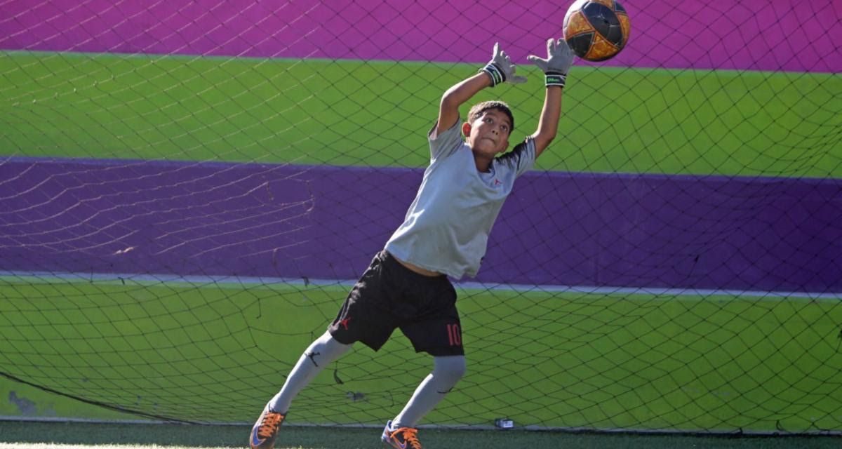 Línea Verde ofrece academias deportivas