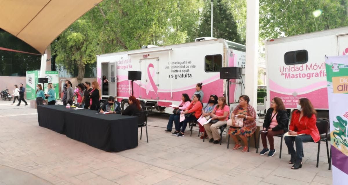 Autoexploración ayuda a detectar cáncer de mama