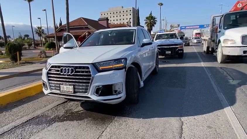 Caos vial por accidente múltiple en Saltillo