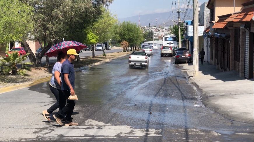 Saltillo: Colonia Guerrero está encharcada en aguas negras; piden solución