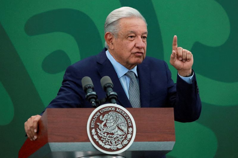 Promete Obrador más cuarteles de la Guardia Nacional para proteger a migrantes