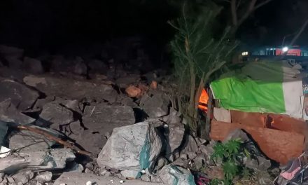 Niños se salvan de morir tras avalancha en el Cerro del Topo Chico en Monterrey