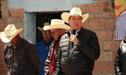 Recorre Ricardo Mejía ejidos de Saltillo y cabecera municipal de General Cepeda
