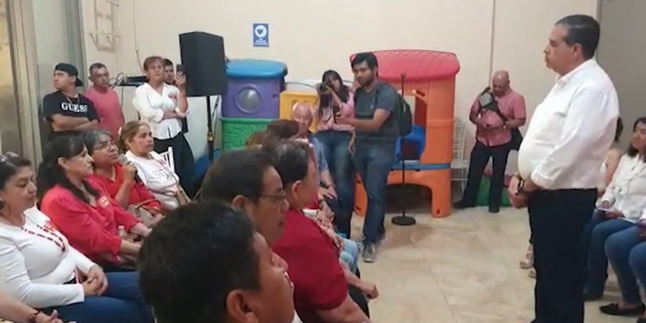 Ricardo Mejía aliado de jubilados y vecinos de Torreón