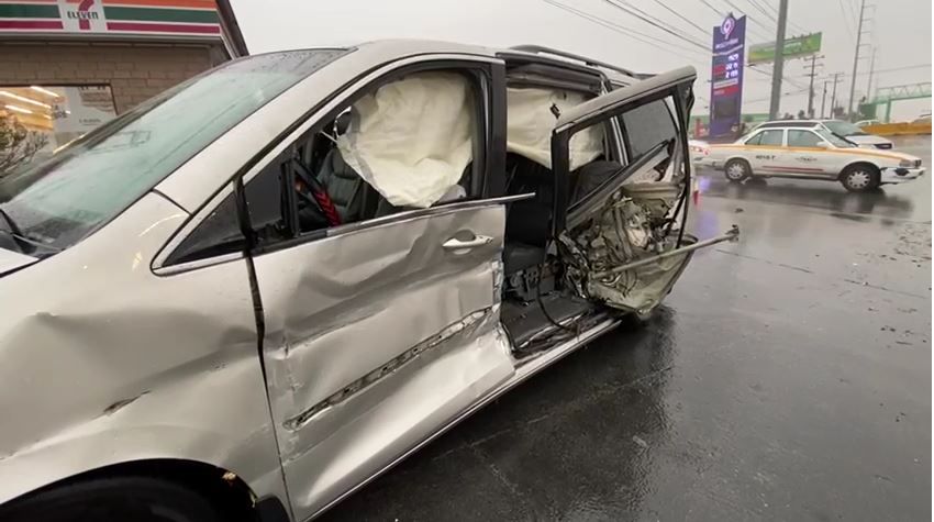 Saltillo: Joven lesionada tras colisión con tráiler en bulevar Antonio Cárdenas