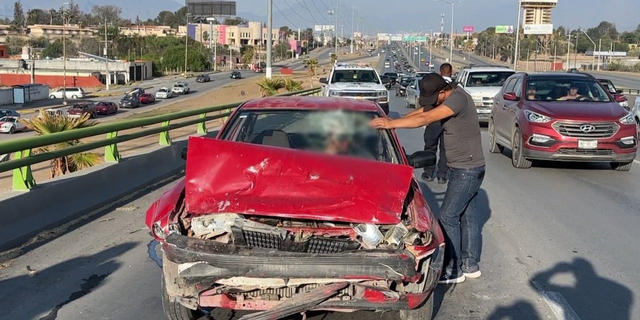 Alcoholizado conductor provoca choque en Saltillo